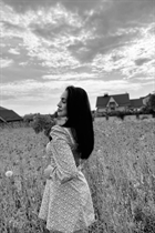 Date ukrainian girl nastya from kiev with Dark Brown hair age 22 photo-3