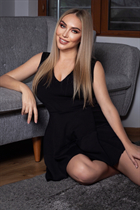 Beautiful woman of ukrainian iryna from odessa with Blonde hair age 49 photo-2