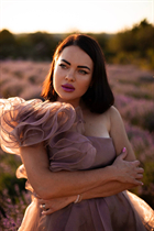 Ukrainian girl oksana from kharkov with Dark Brown hair age 41 photo-3