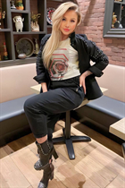 Novia de gjesdal evgheniia con pelo Rubio y edad 39 photo-2