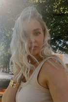 Ukrainian wife liubov from kyiv with Blonde hair age 33
