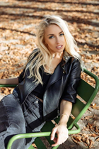 Femme parfaite iryna de paris avec Blond cheveux, âge 38 photo-12