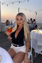 Femme célibataire ukrainienne kristina de kyiv avec Blond cheveux, âge 23 photo-5