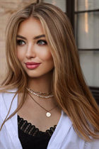 Mariée de bodrum alexandra avec Chatain clairs cheveux, âge 36 photo-9