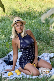 Ukrainian woman for dating yana from cherkasy with Blonde hair age 33
